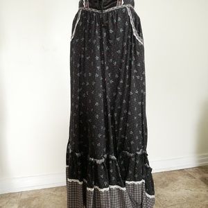 Gunne and Sax black prairie skirt